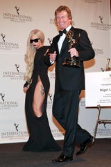 Lady Gaga hat ein Einhorn am Bein