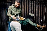 Felix Baumgartner: Freundin Mihaela Schwartzenberg als Esstisch