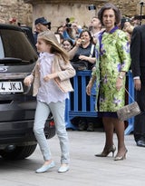 Spanische Royals besuchen die Ostermesse