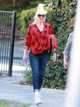 Gwen Stefani versteckt ihren Babybauch