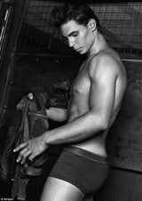 Rafael Nadal nackt für Armani