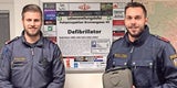 Polizisten Defibrillator