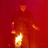 Valerian Kapeller heitz mit Diabolo ein