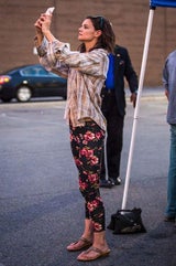 Katie Holmes am Set von "All We Had"