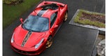 Ferrari drehte "Donuts" auf historischer Mauer