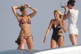Wassernixe Bar Refaeli