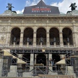 Aufbauarbeiten in der Staatsoper für "Mission Impossible"-Premiere