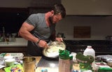 Chris Hemsworth: Dinosaurierkuchen für Tochter