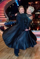 "Dancing Stars": So ausgelassen feiert Jazz Gitti ihren Abschied