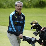 Koller und sein Team beim Golfen