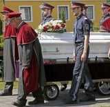 Der bewegende Abschied vom Polizei-Helden