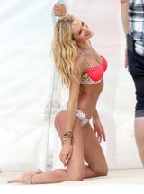 Candice Swanepoel in Victoria's Secret-Beach