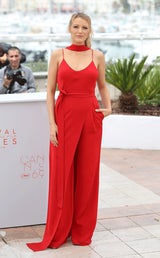 Blake Lively -Stylisches Babybauch-Debüt in Cannes