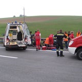 Schwerer Unfall mit Flüchtlingstransporter