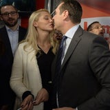 Hofer mit Erdrutschsieg bei Präsidenten-Wahl