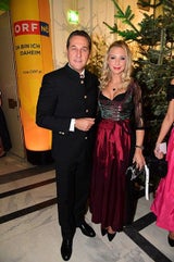 Promis & Polit-Stars beim Jägerball 2016
