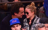 Mary-Kate Olsen bekommt ein Bussi