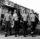 Das sind die wohl heißesten Feuerwehrmänner der Welt!
