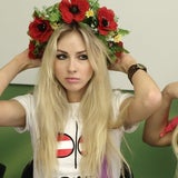 Femen zu Gast ei den Grünen