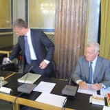 Alcatel-Vorstand Harald Himmer wird befragt