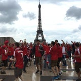 Fans Paris