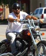 Jesse Metcalfe macht die Straßen unsicher