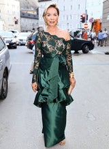 Platz 9:  Monika Peitsch in Seide und Spitze
