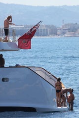 Boris Becker in Badehose: Entspannen in Cannes