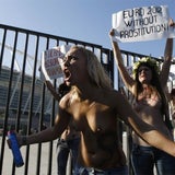 Heißer Protest gegen Prostitution bei der EURO
