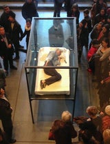 Tilda Swinton schlief im MoMA-Glaskasten