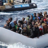 Die italienische Marine kam Flüchtlingen zu Hilfe