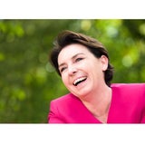 Die starke Frau neben Faymann