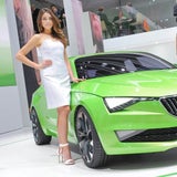Die heißesten Girls des Genfer Autosalon