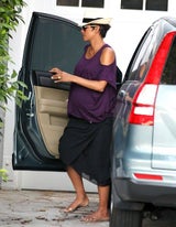 Halle Berry ist schon kugelrund