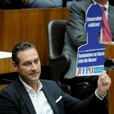 Scharfe Kritik seitens der Opposition bei der Hypo-Sondersitzung