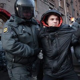 Dutzende Festnahmen von Putin-Gegnern