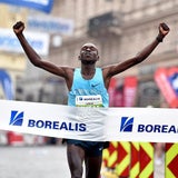 Kenianer Laban Mutai gewann in 2:08:03 Stunden