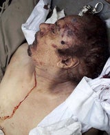 Der tote Muammar al-Gaddafi