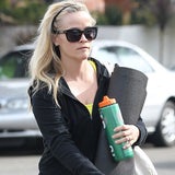 Reese Witherspoon: Ungeschminkt zum Pilates