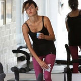 Alessandra Ambrosio schwitzt beim Pilates