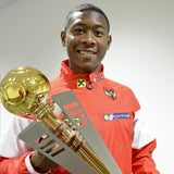 "Fußballer des Jahres": Alaba erhielt Pokal