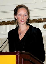 Uma Thurman: Unglück mit der Puderdose