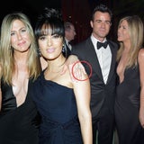 Jennifer Aniston protzt mit Mörder-Ausschnitt & Liebes-Klunker