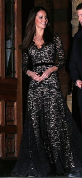 Kate zum 3.Mal in gleicher Robe
