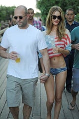 Rosie Huntington-Whiteley zeigt ihre Bikinifigur