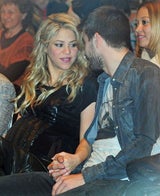 Shakira zeigt Riesen-Babybauch