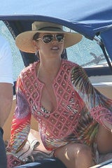 Jon Bon Jovi, Douglas und Zeta-Jones entspannt in St. Tropez