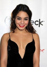 Vanessa Hudgens lässt tief blicken