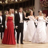 Die glamouröse Eröffnung des Wiener Opernballs 2014