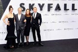 Bérénice Marlohe stiehlt "Bond" Daniel Craig die Show